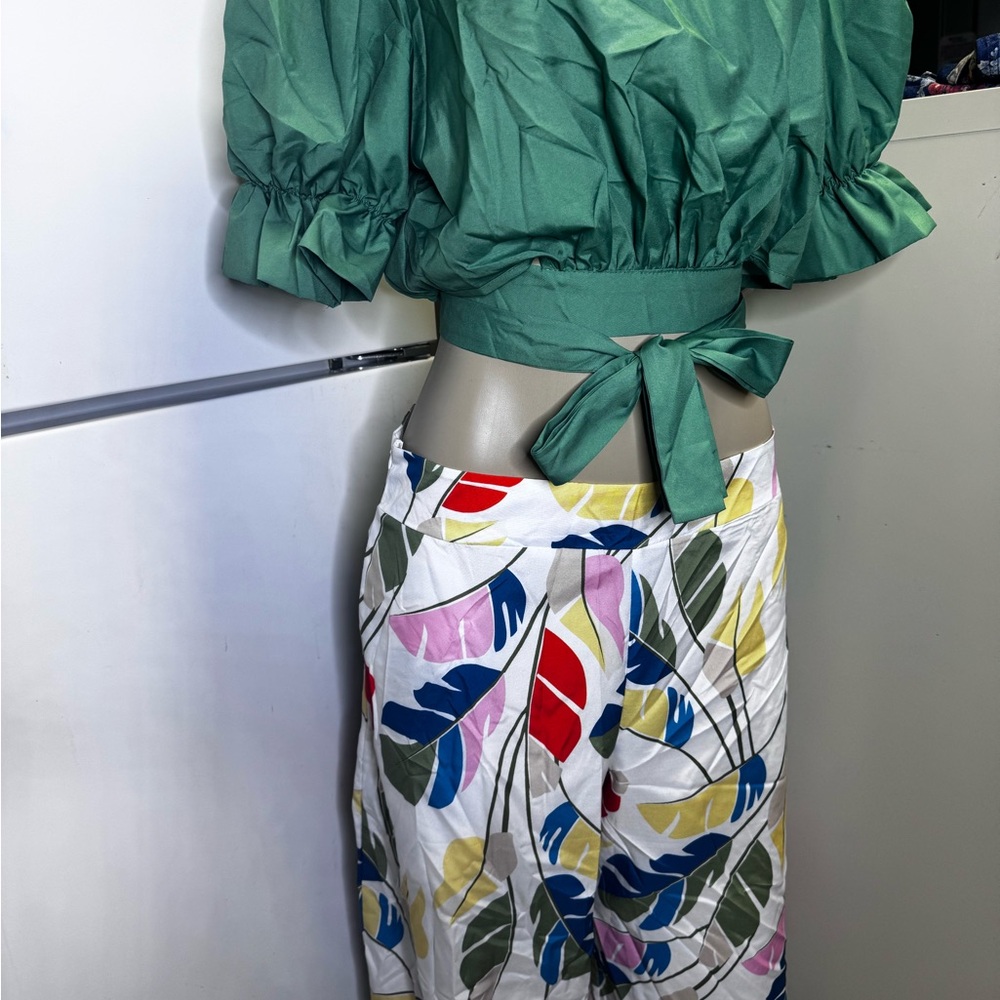 Elegant Leaf Print Midi Skirt